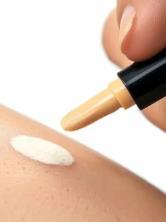 Concealer Secrets: Banish Dark Circles & Blemishes for Perfect Skin - Cover Image