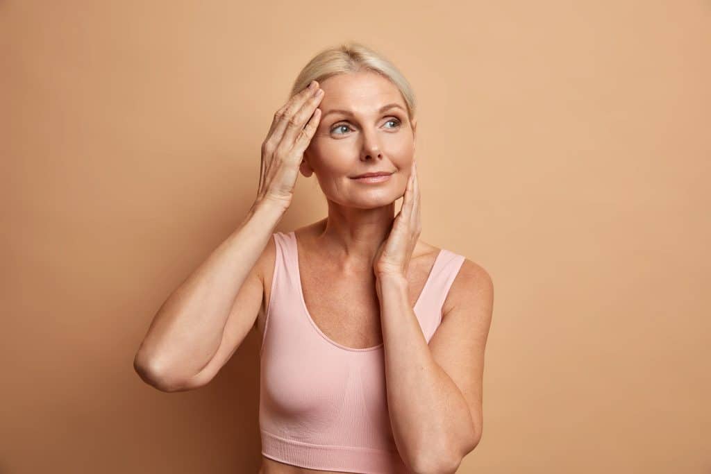 Save 25% on Anti-Aging Skincare: US Market 2026 Insights
